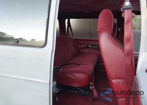 1994 Dodge Ram Wagon B350 from USA, damaged, VIN 2B5WB35Z2RK577615